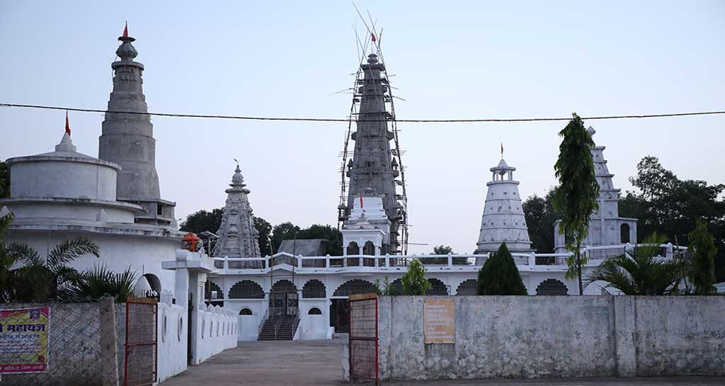 2-56 शिव मंदिर भरभरा कटनी मध्य प्रदेश - Shri Ram Sanskritik Shodh Sansthan Nyas